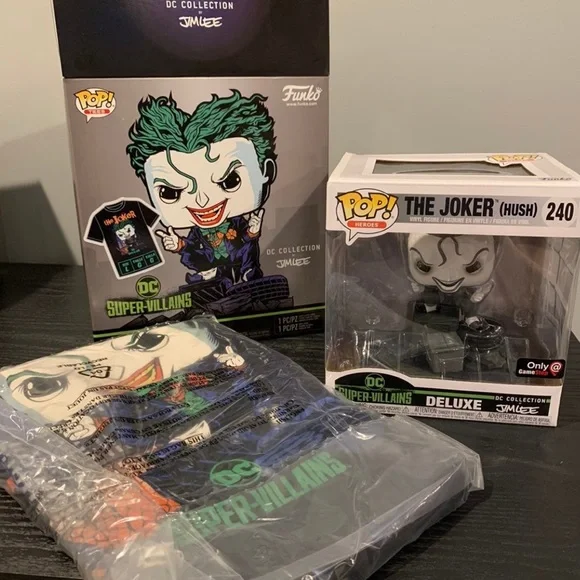 Funko The Joker (Hush) Jimlee Black and White The Joker Hush Tee Size  Large